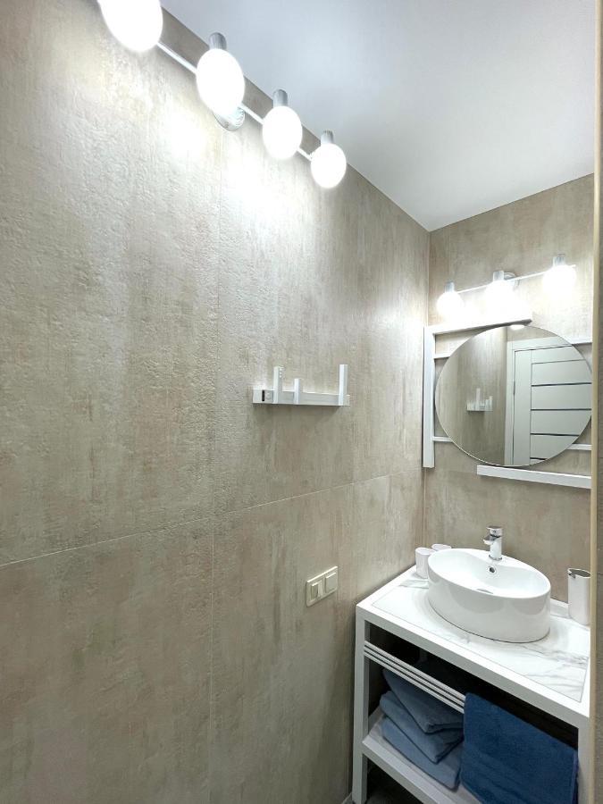 Novel Glebova Apartment ลวีฟ ภายนอก รูปภาพ